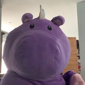 Meet your Posher, Eva